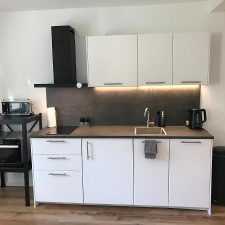 Apartment Stockholm, Top Renoviert, 35Qm, Koeln Nah 베르기슈글라트바흐 외부 사진